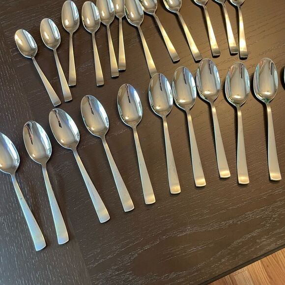 Mikasa 18/10 Stainless Steel Spoons Soup Spoons Regular Spoons - Picture 11 of 14